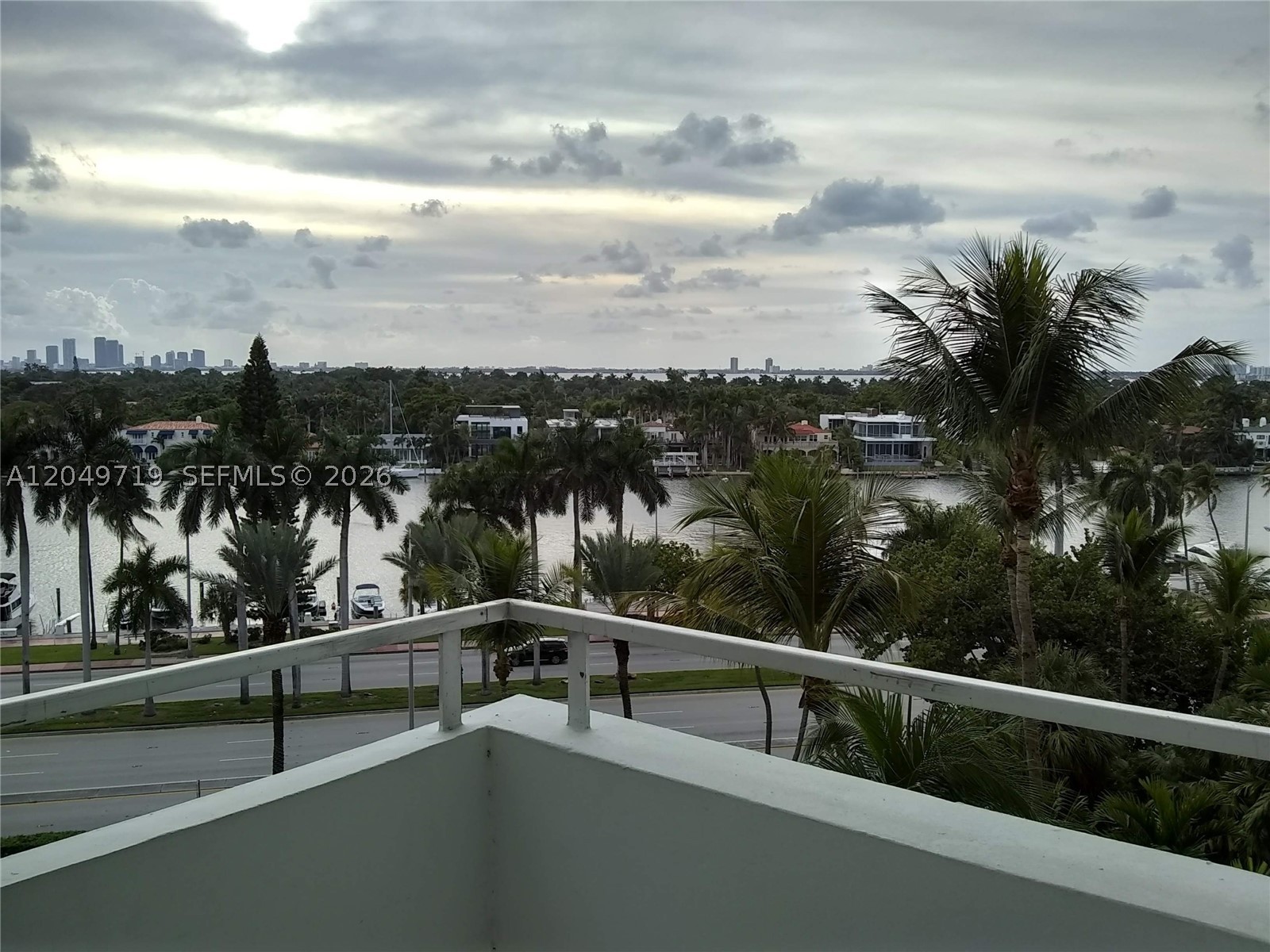 5161 Collins Ave #809, Miami Beach FL 33140