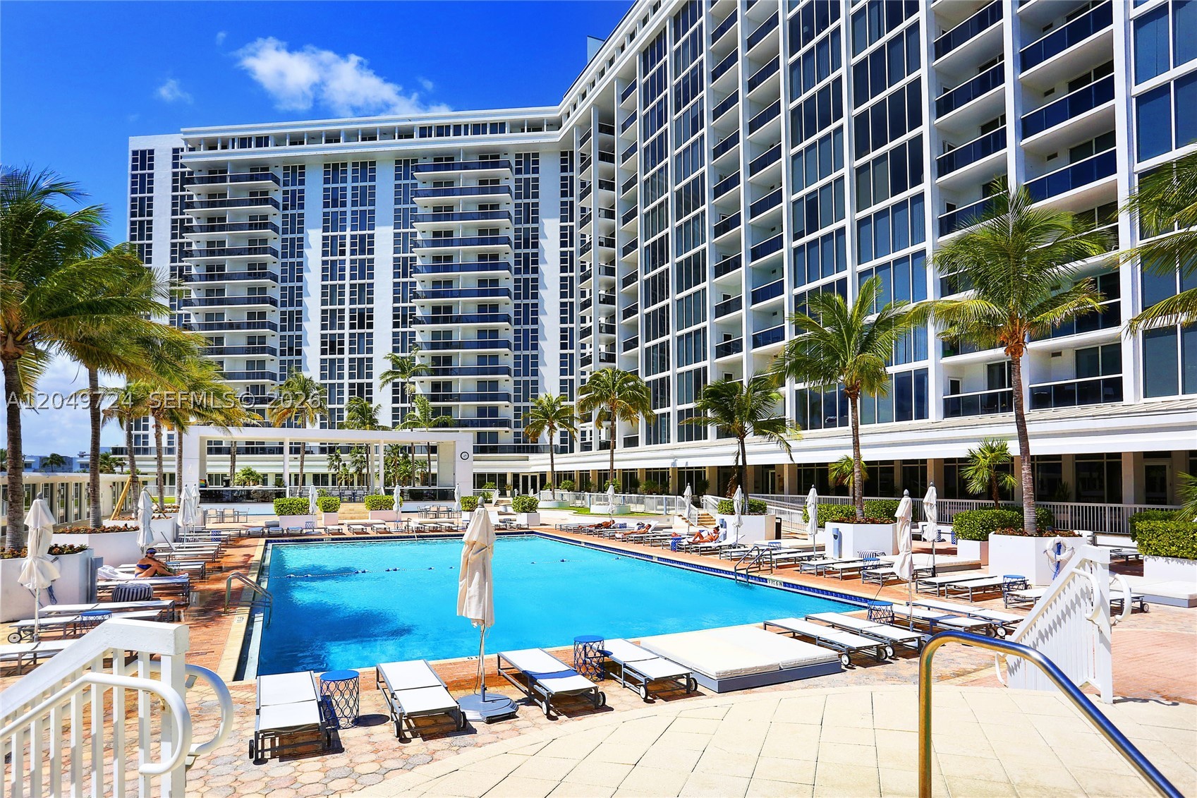10275 Collins Ave #335, Bal Harbour FL 33154