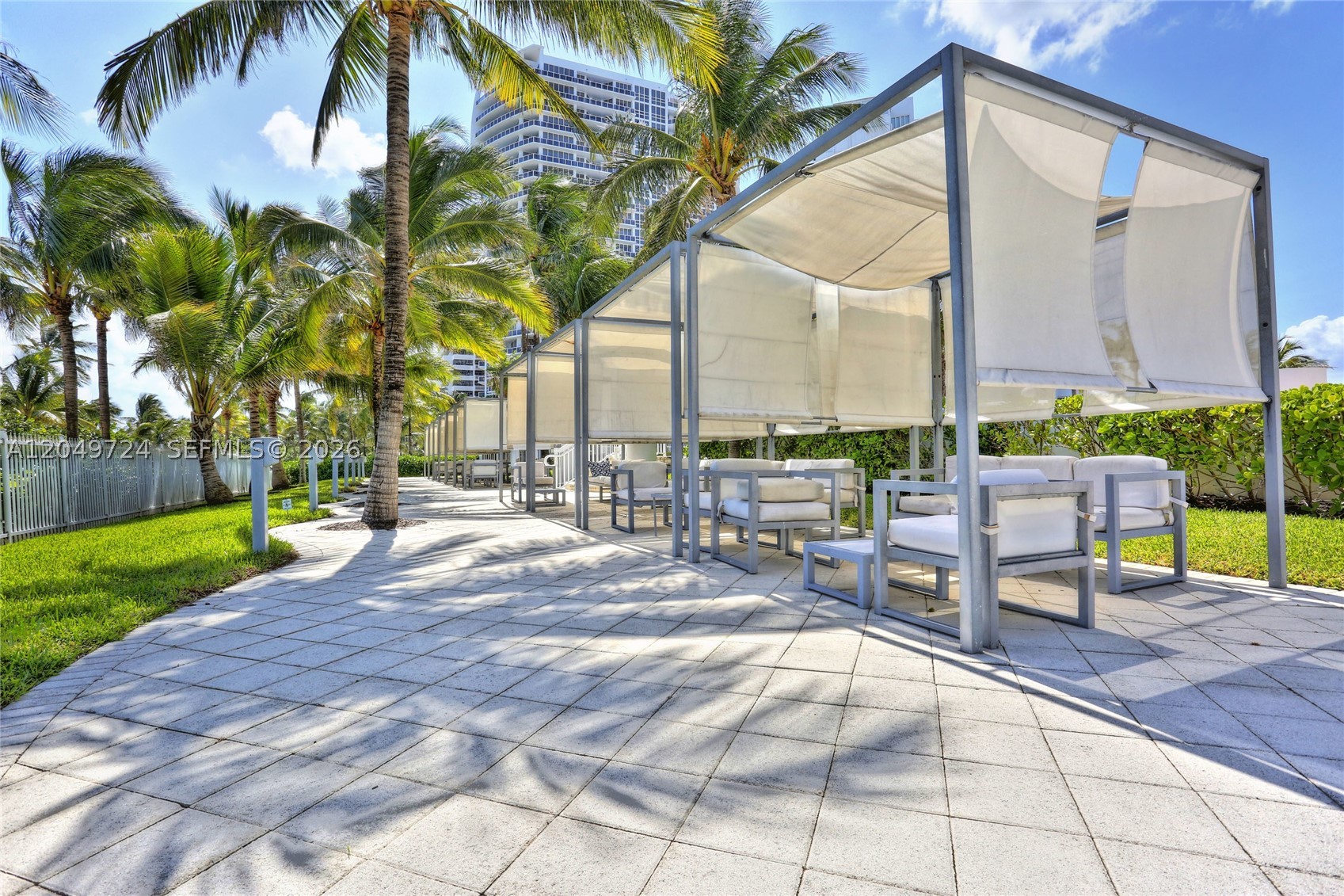 10275 Collins Ave #335, Bal Harbour FL 33154