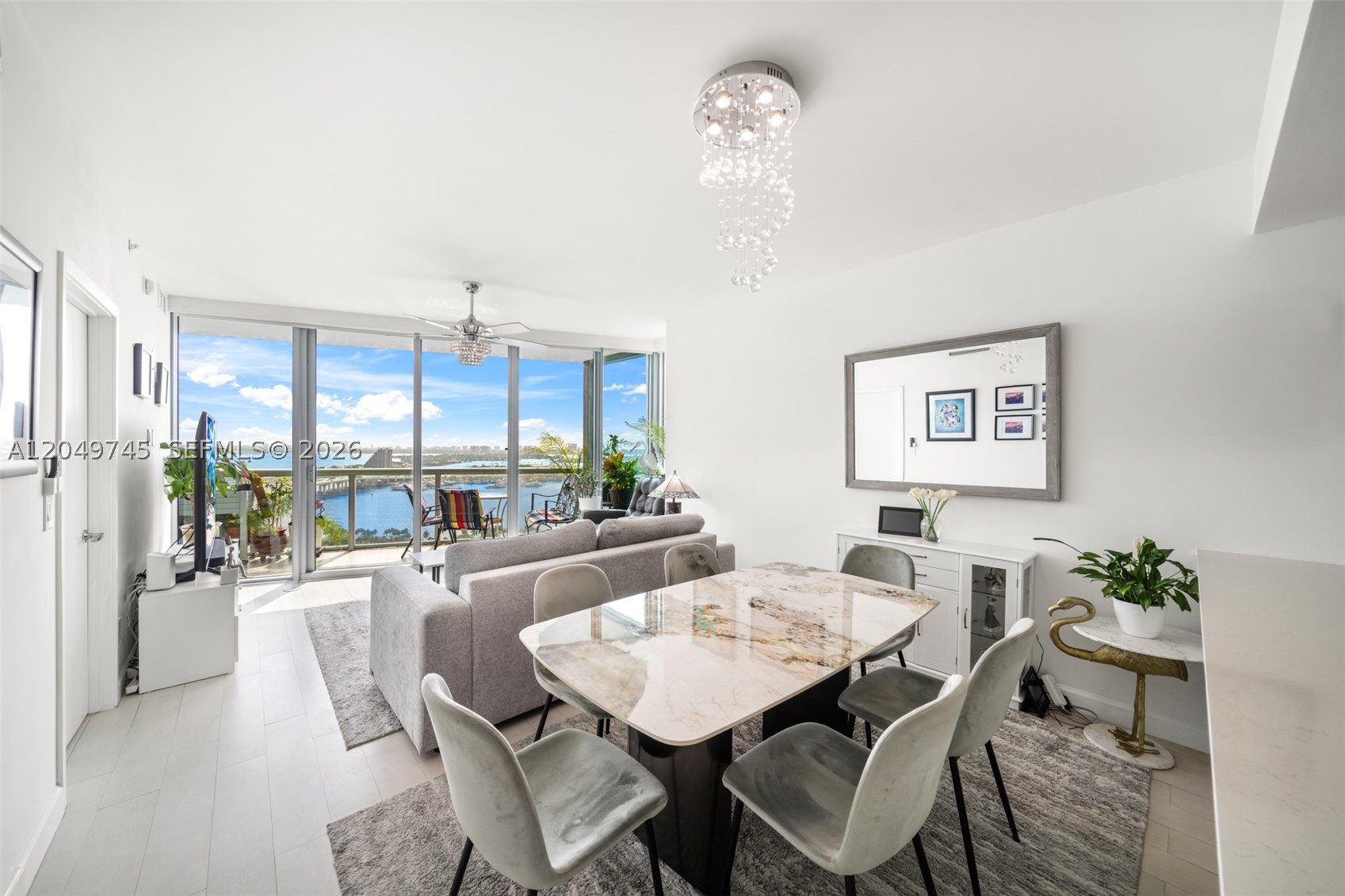 888 Biscayne Blvd #2909, Miami FL 33132
