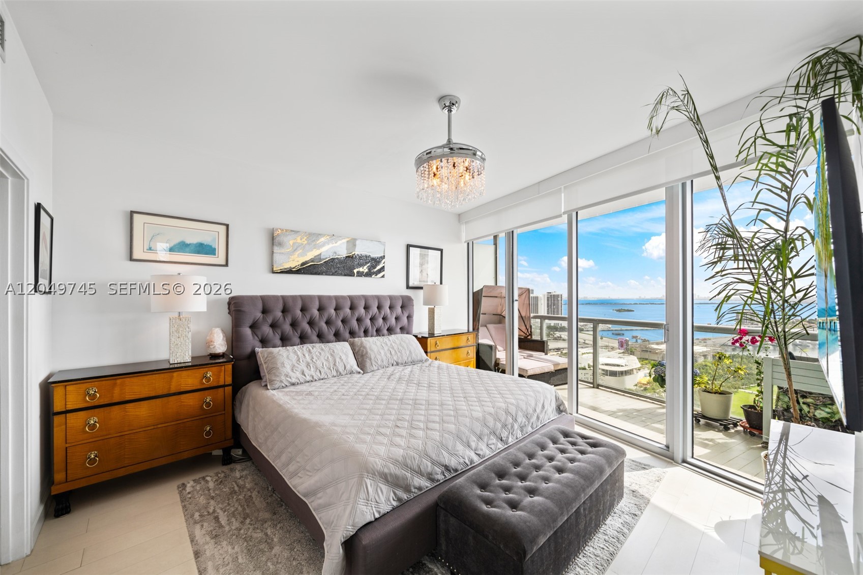 888 Biscayne Blvd #2909, Miami FL 33132