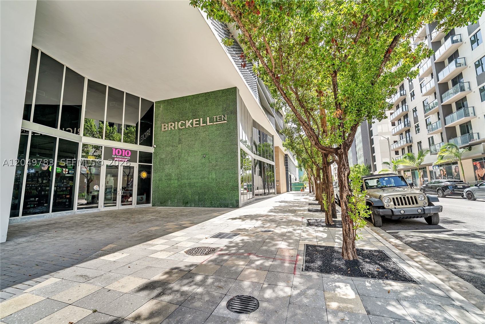 1010 SW 2nd Ave #2201, Miami FL 33130