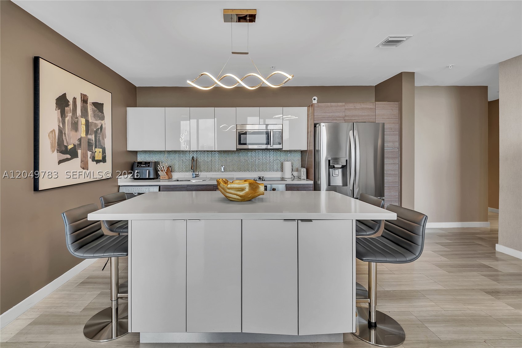1010 SW 2nd Ave #2201, Miami FL 33130