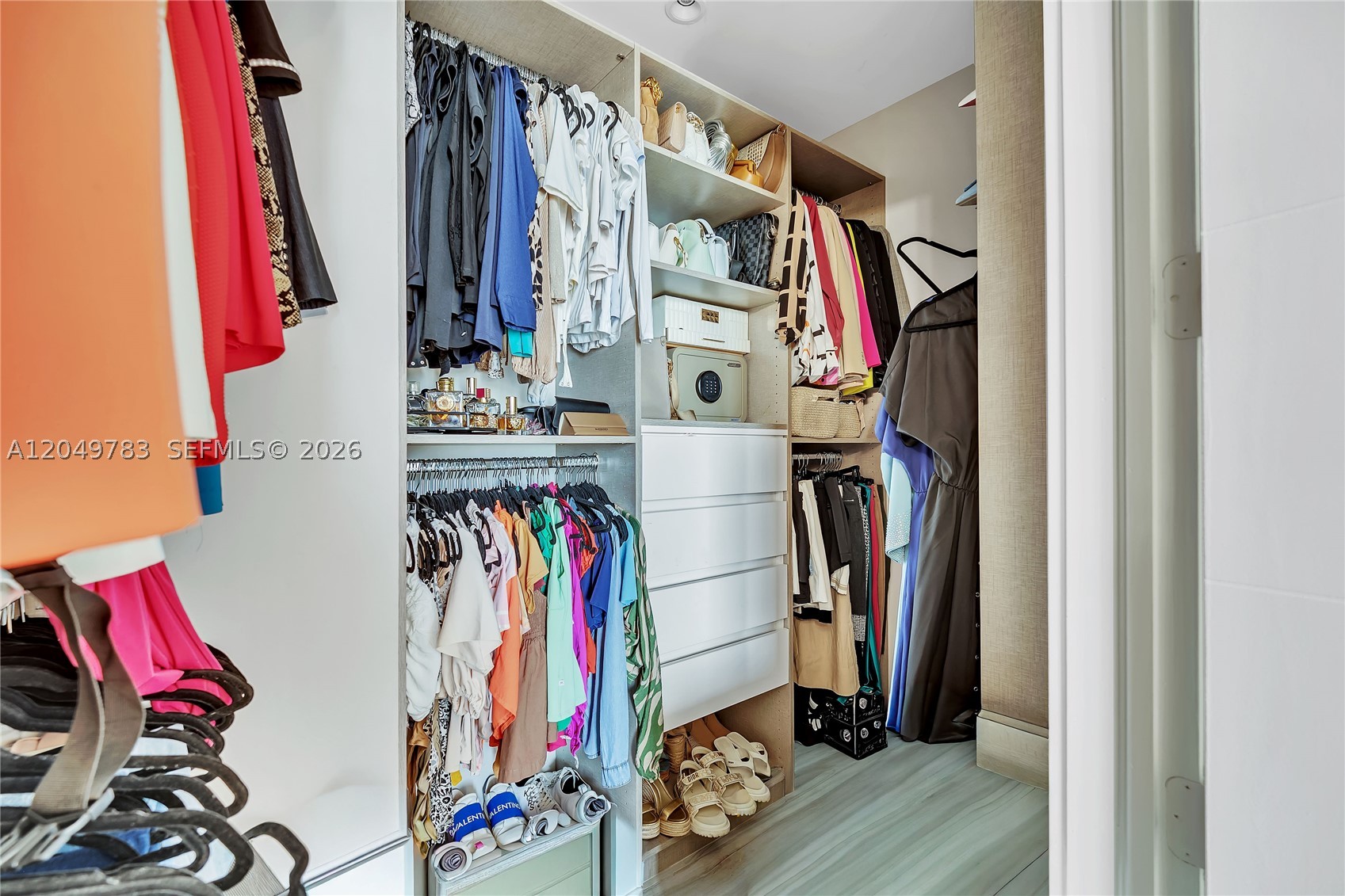 1010 SW 2nd Ave #2201, Miami FL 33130