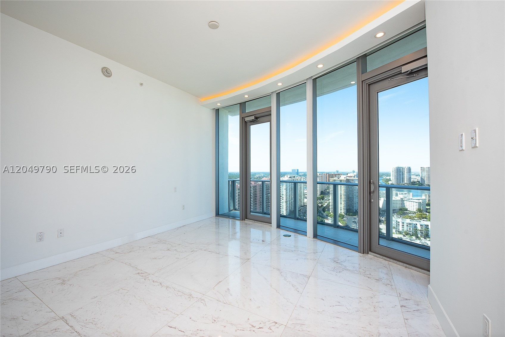 17475 Collins Ave #2003, Sunny Isles Beach FL 33160