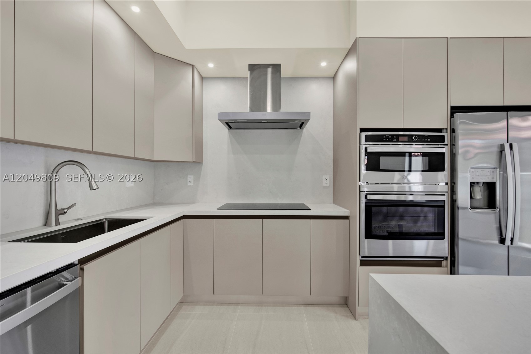 2889 SW 35 Ave #2887, Miami FL 33133