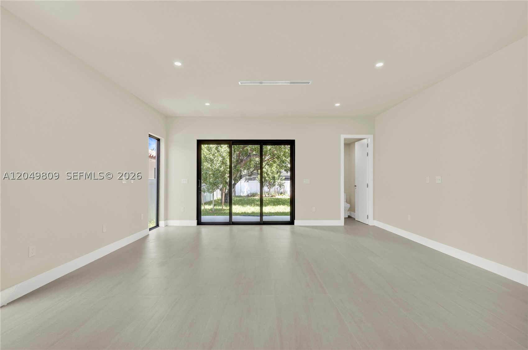 2889 SW 35 Ave #2887, Miami FL 33133