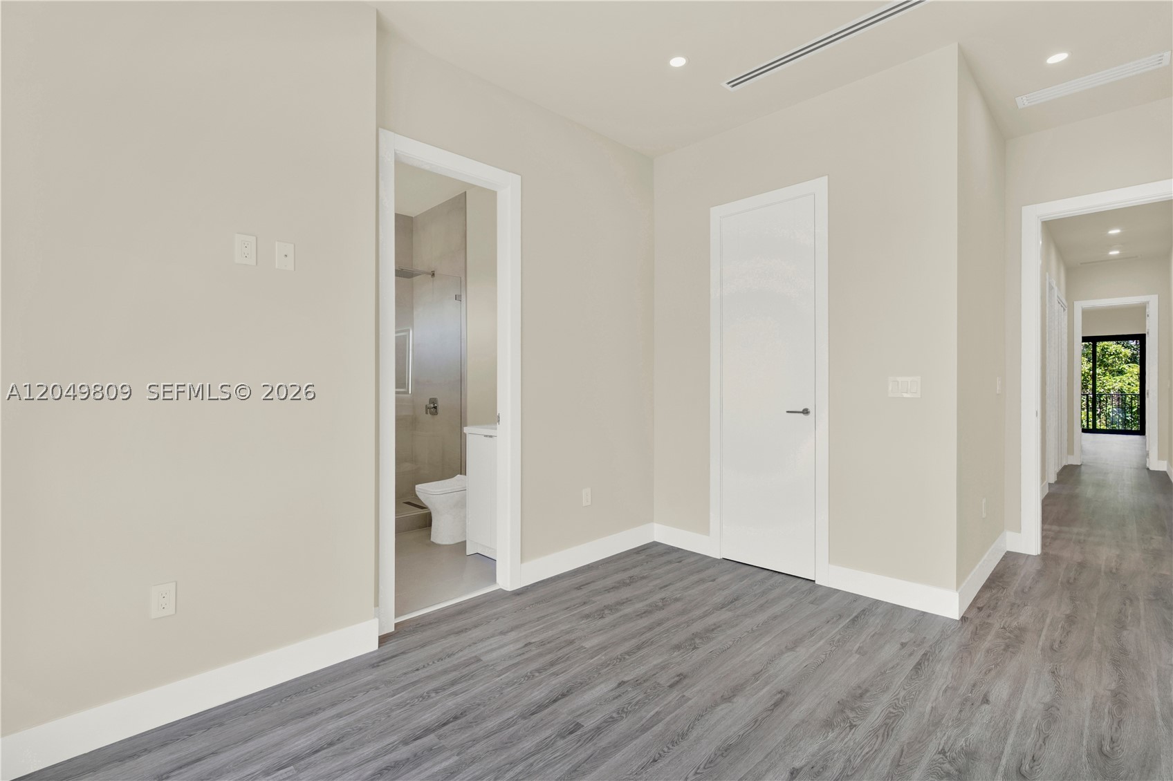 2889 SW 35 Ave #2887, Miami FL 33133