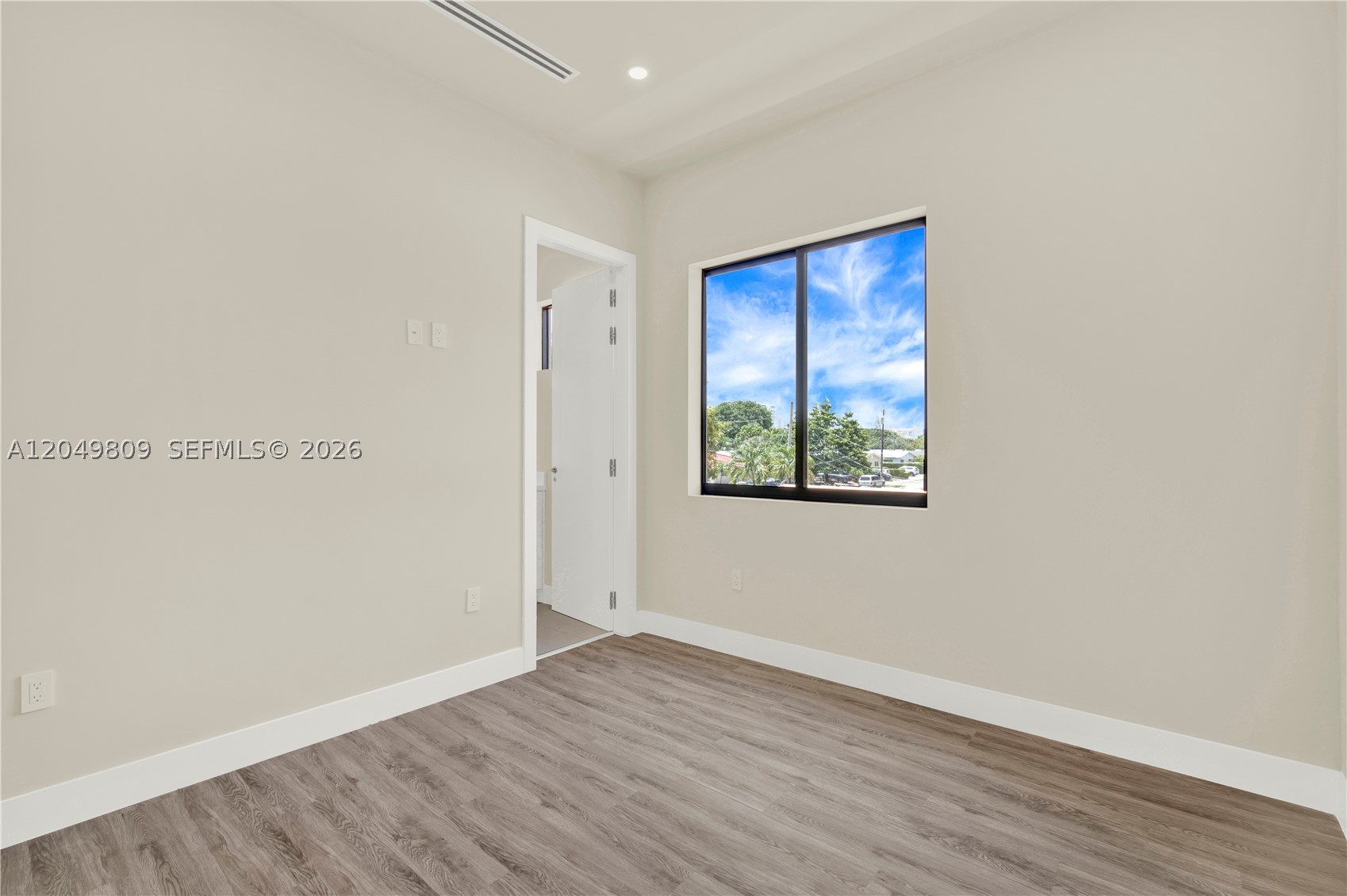 2889 SW 35 Ave #2887, Miami FL 33133