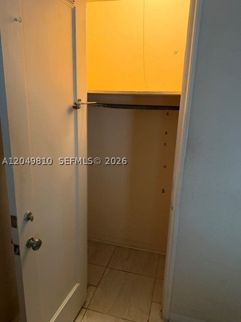 Miami Beach FL 33140 - A12049810