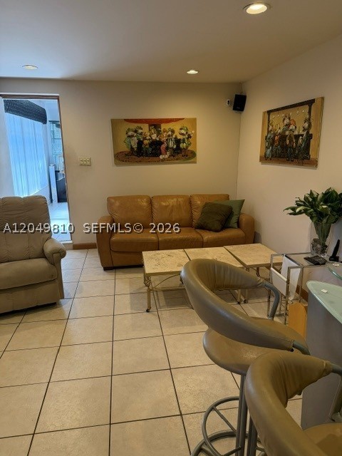 Miami Beach FL 33140 - A12049810