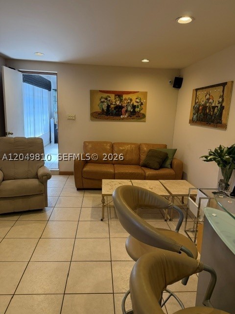 Miami Beach FL 33140 - A12049810