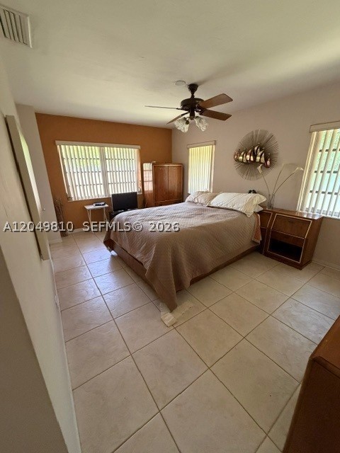 Miami Beach FL 33140 - A12049810