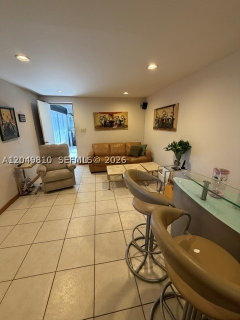 Miami Beach FL 33140 - A12049810