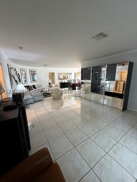 Miami Beach FL 33140 - A12049810