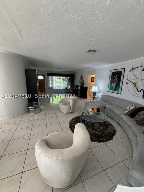 Miami Beach FL 33140 - A12049810