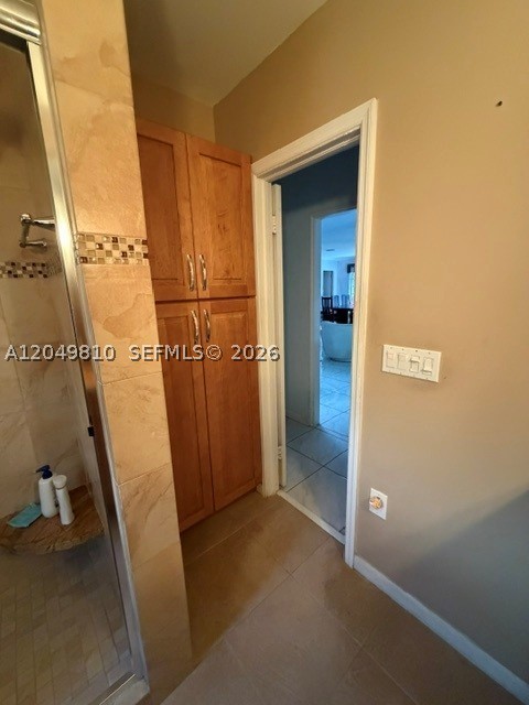 Miami Beach FL 33140 - A12049810
