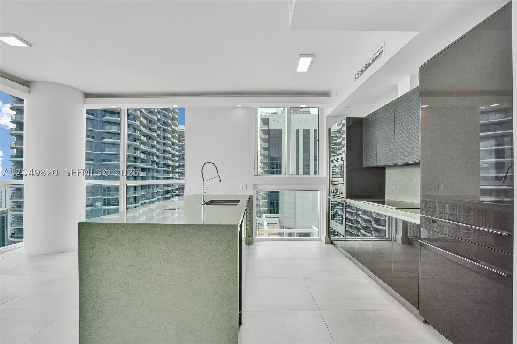 1080 Brickell Ave #4109, Miami FL 33131