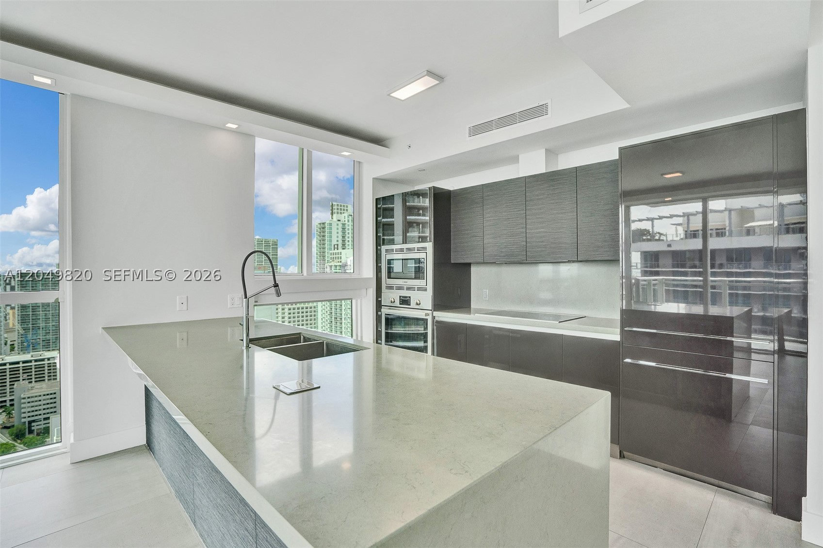 1080 Brickell Ave #4109, Miami FL 33131