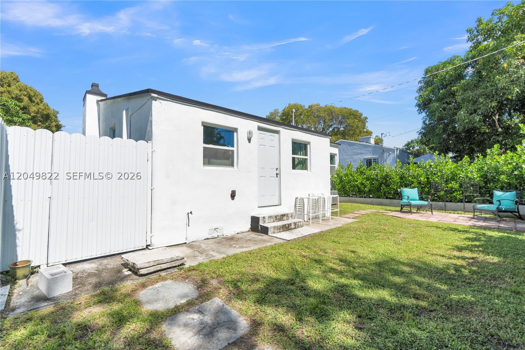 774 NW 49th St, Miami FL 33127