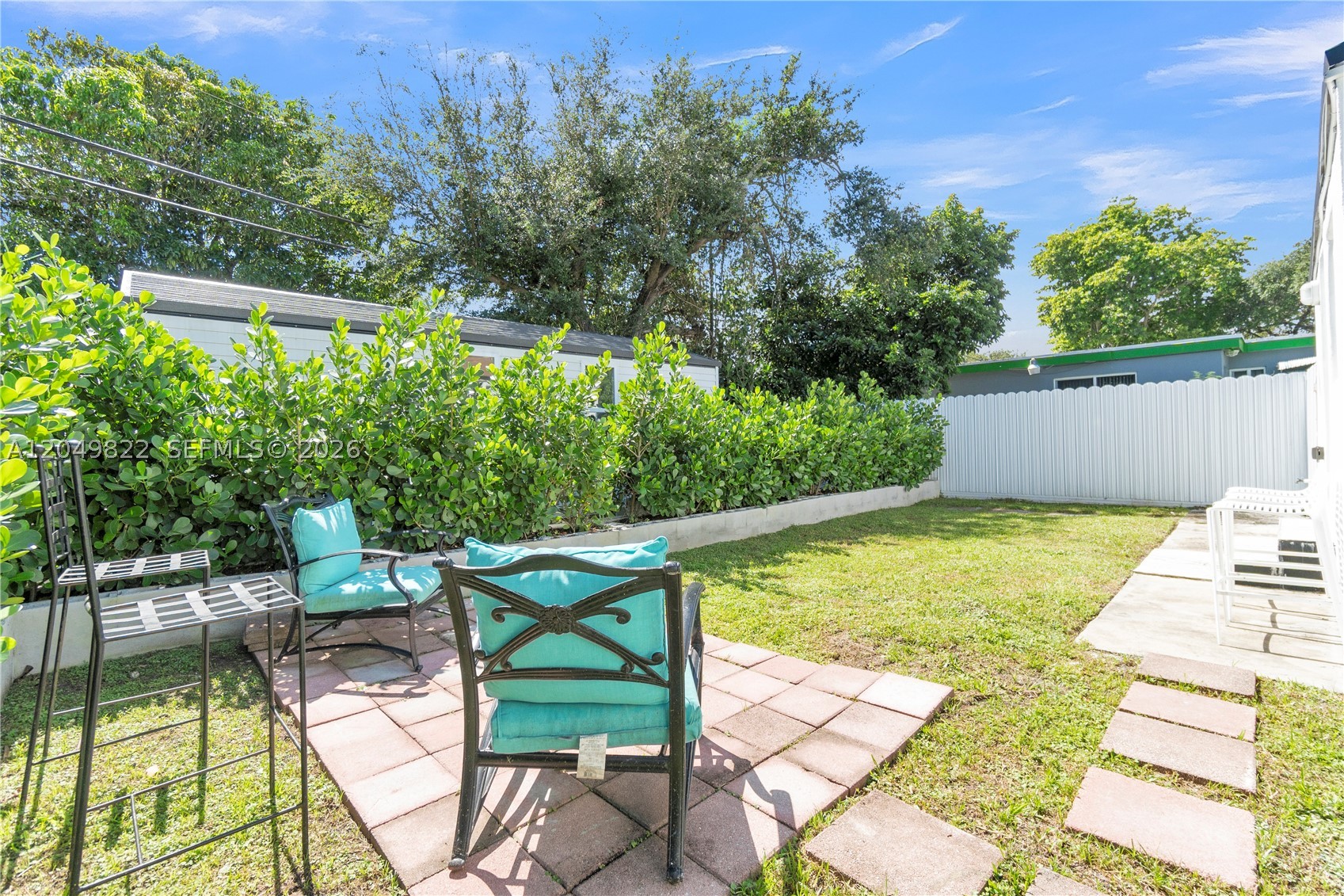 774 NW 49th St, Miami FL 33127