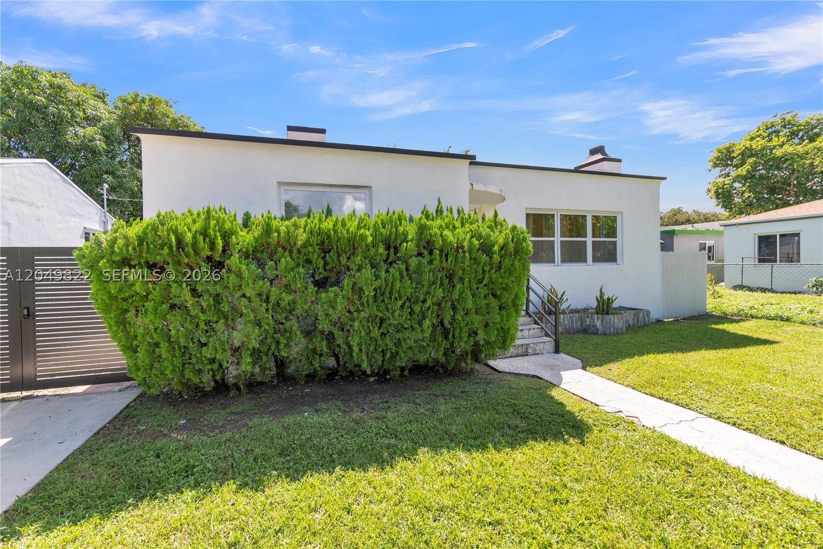 774 NW 49th St, Miami FL 33127
