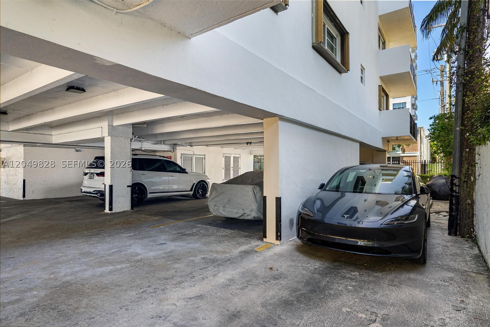 1900 Meridian Ave #204, Miami Beach FL 33139