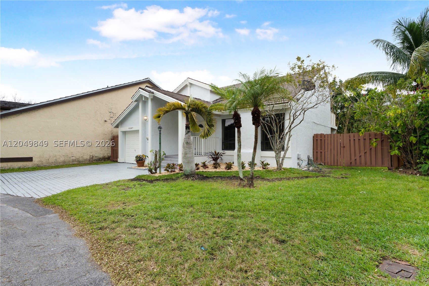 9587 SW 148th Ave Cir S, Miami FL 33196