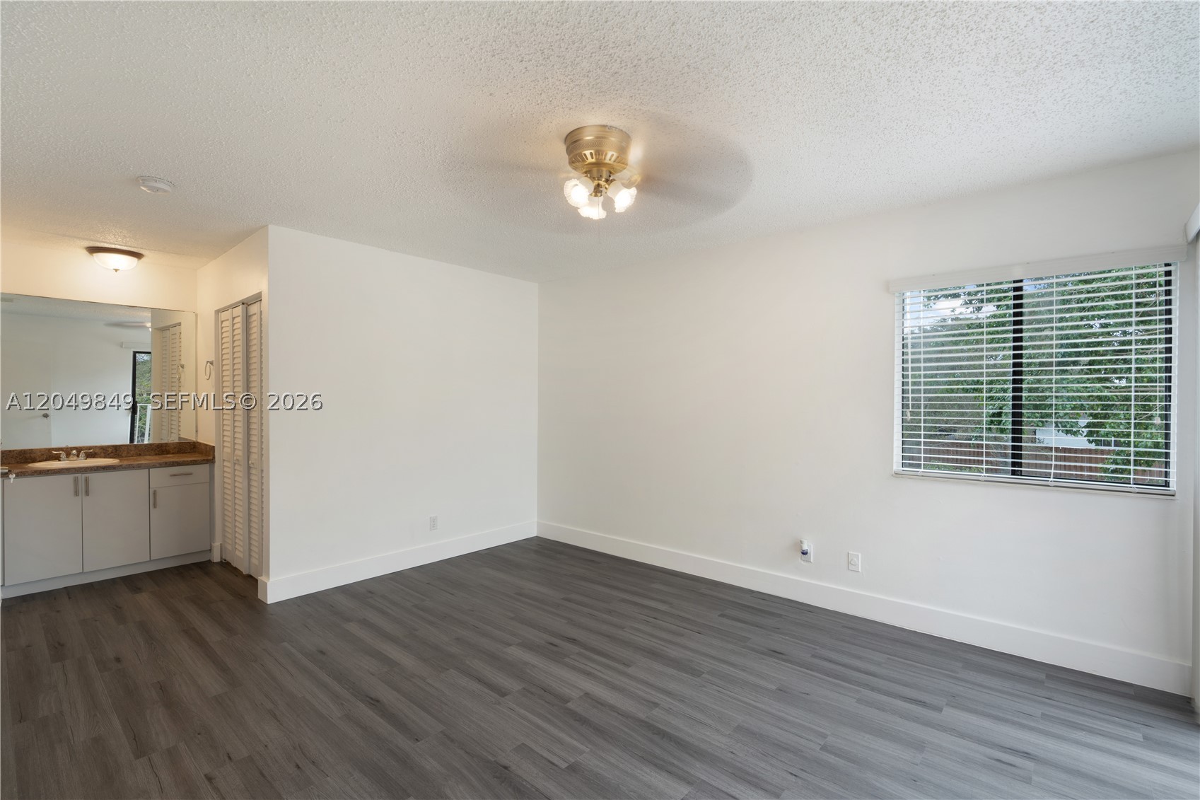 9587 SW 148th Ave Cir S, Miami FL 33196