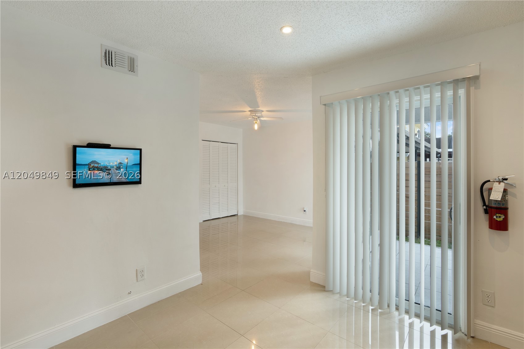 9587 SW 148th Ave Cir S, Miami FL 33196