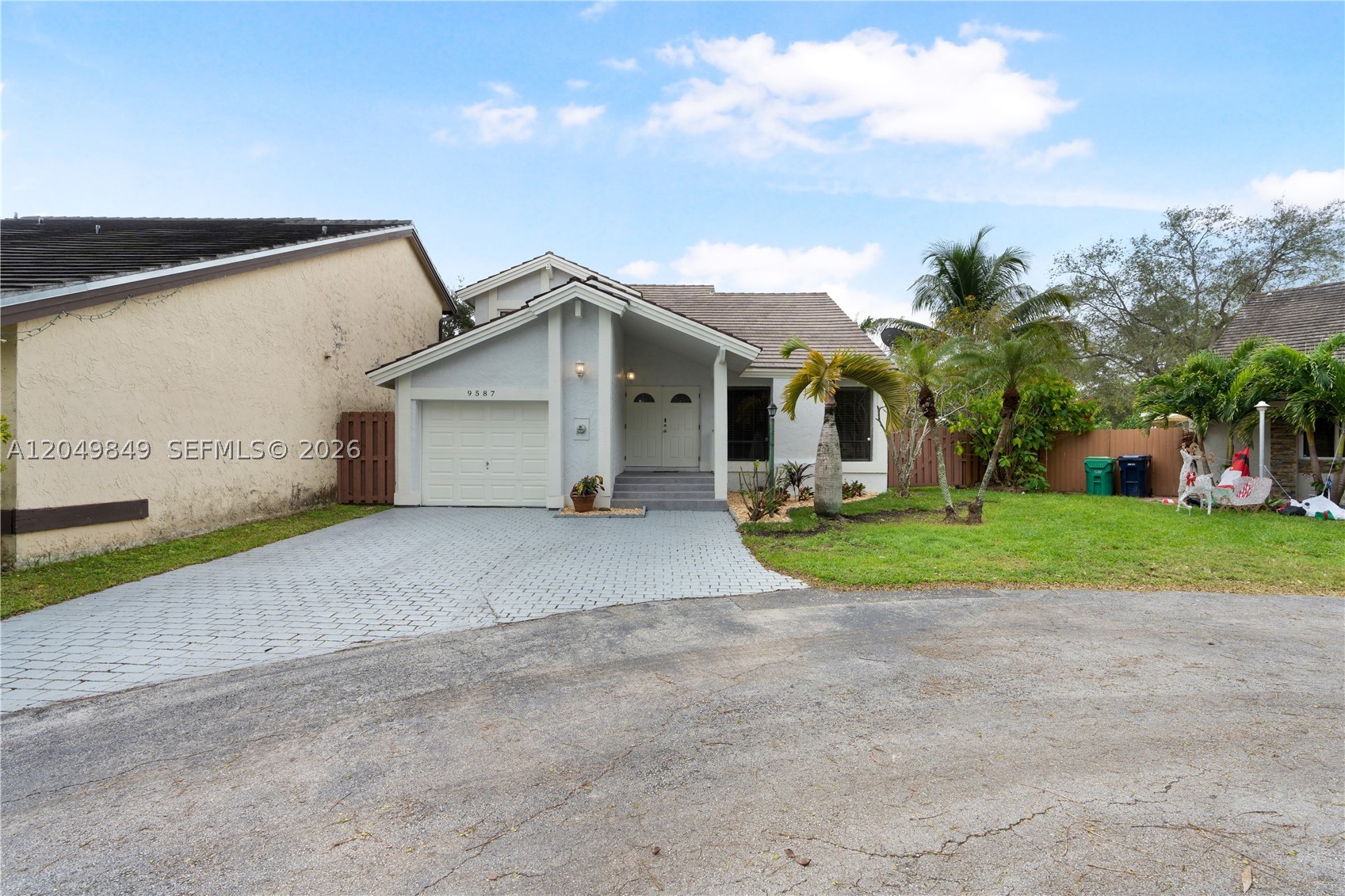 9587 SW 148th Ave Cir S, Miami FL 33196