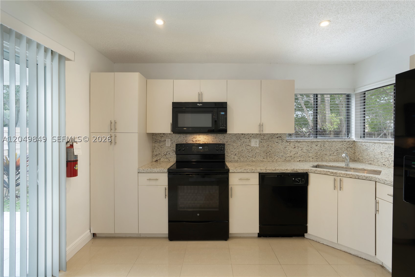 9587 SW 148th Ave Cir S, Miami FL 33196