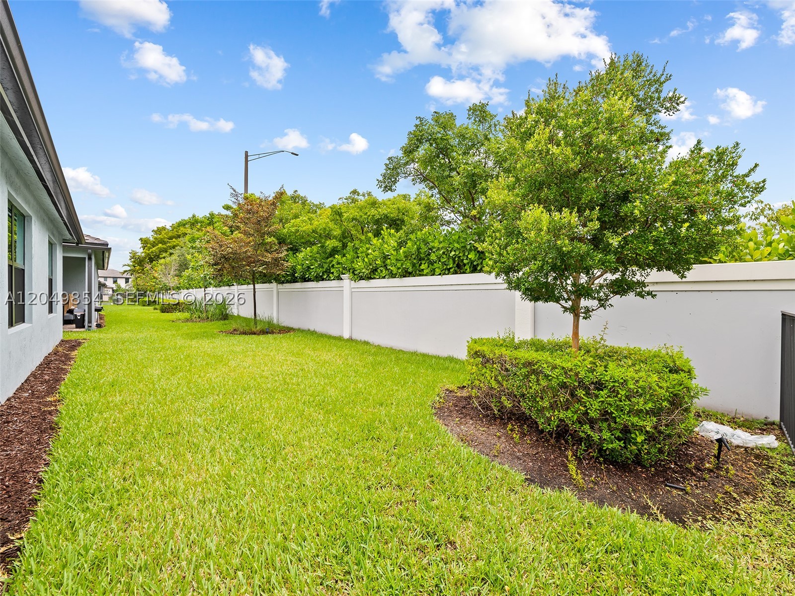 2950 Shortleaf Ave, Lauderdale Lakes FL 33311