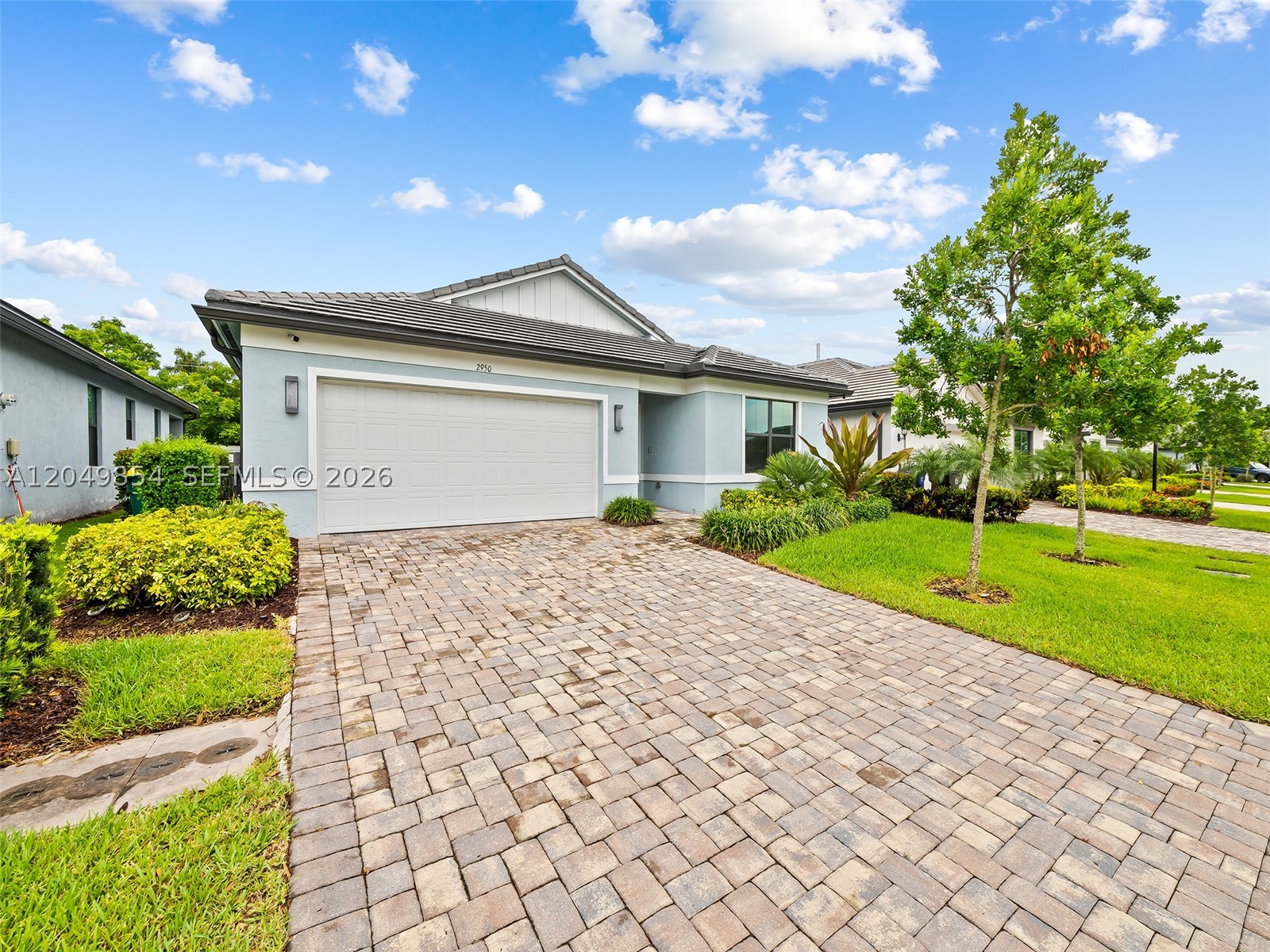 2950 Shortleaf Ave, Lauderdale Lakes FL 33311