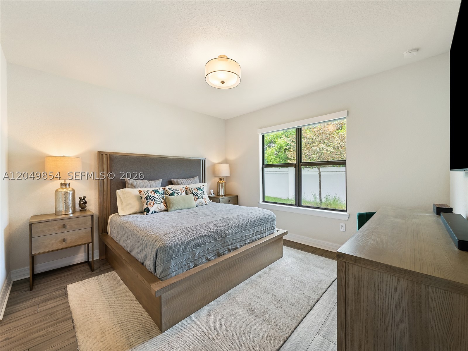 2950 Shortleaf Ave, Lauderdale Lakes FL 33311