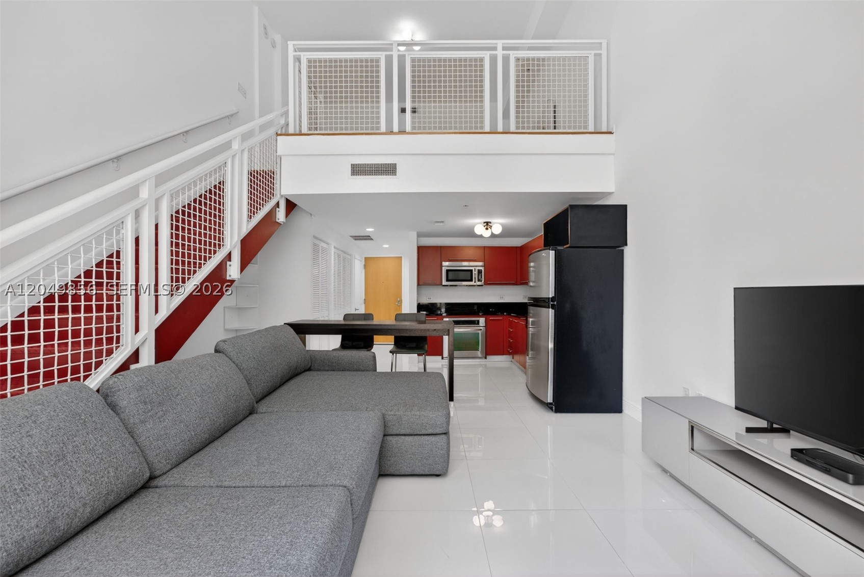 253 NE 2nd St #424, Miami FL 33132