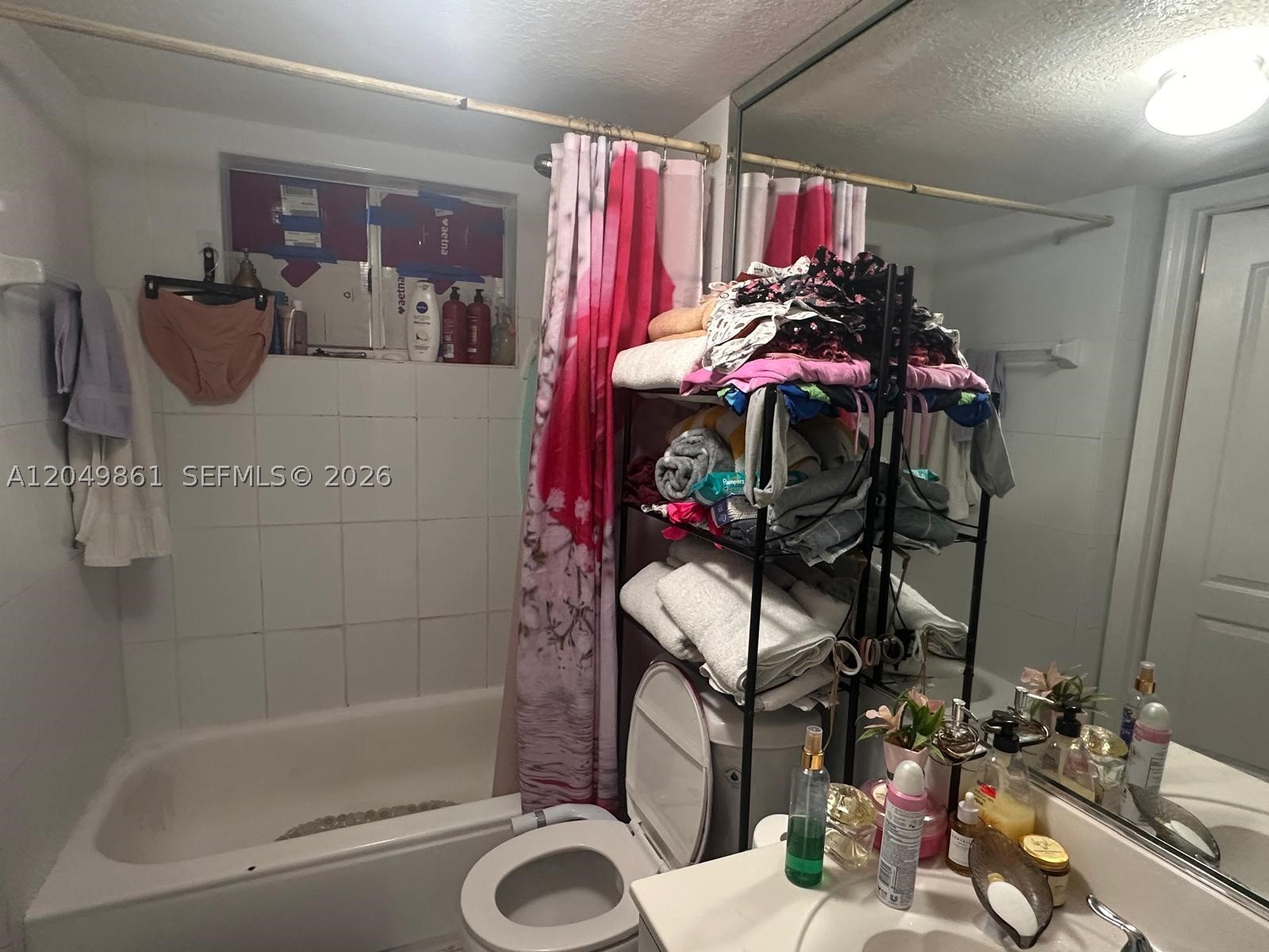 11053 W Okeechobee Rd #102, Hialeah Gardens FL 33018