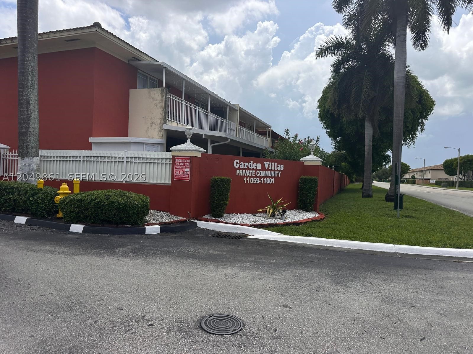 11053 W Okeechobee Rd #102, Hialeah Gardens FL 33018