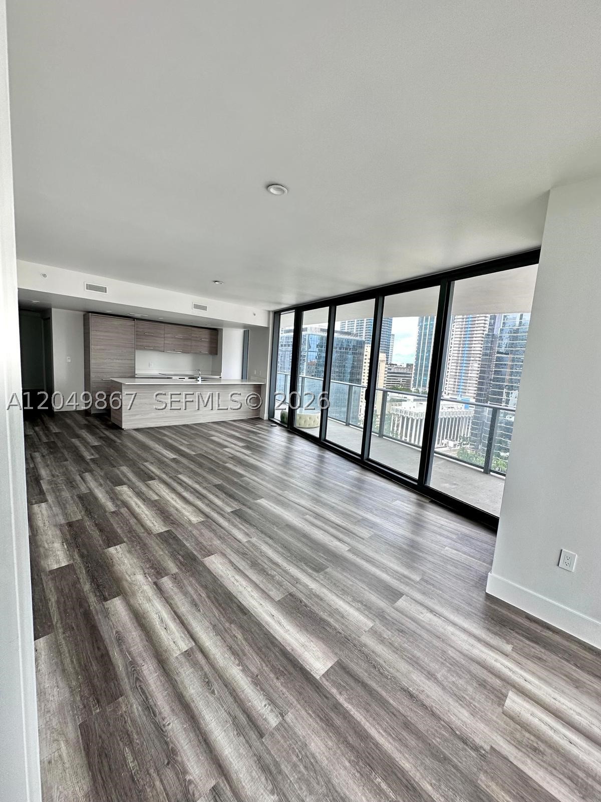 1300 S Miami Ave #1605, Miami FL 33130