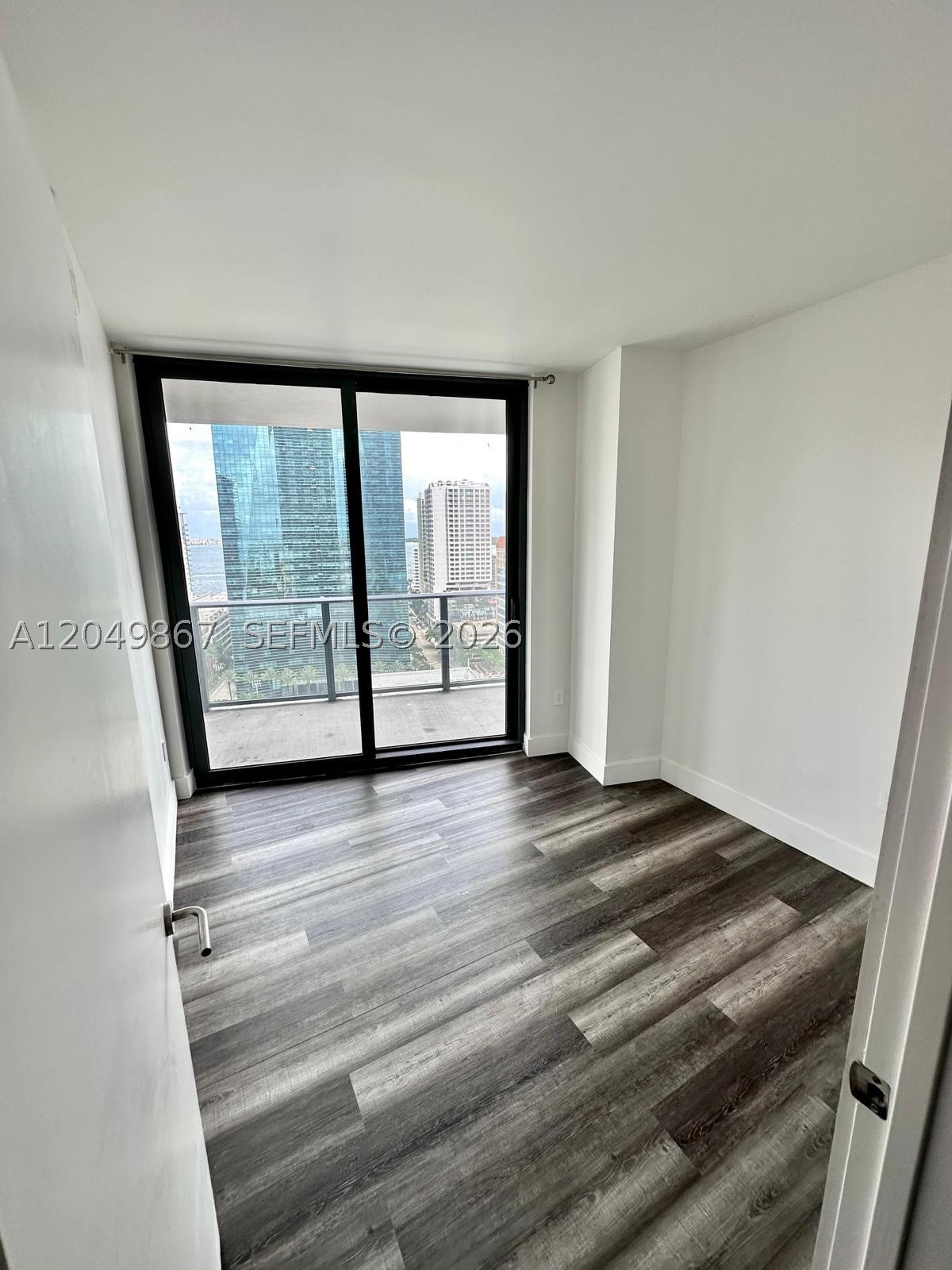 1300 S Miami Ave #1605, Miami FL 33130