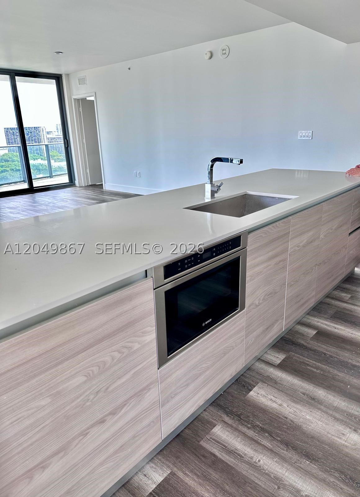 1300 S Miami Ave #1605, Miami FL 33130