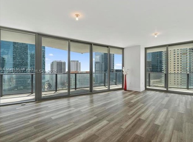1300 S Miami Ave #1605, Miami FL 33130