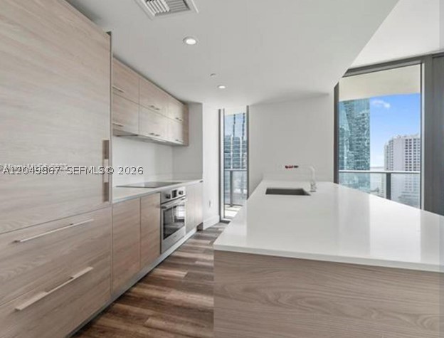 1300 S Miami Ave #1605, Miami FL 33130