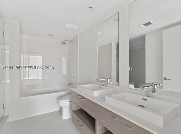 1300 S Miami Ave #1605, Miami FL 33130