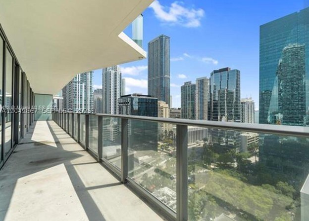 1300 S Miami Ave #1605, Miami FL 33130