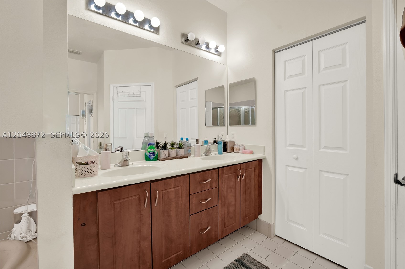 20765 SW 89th Ave, Cutler Bay FL 33189