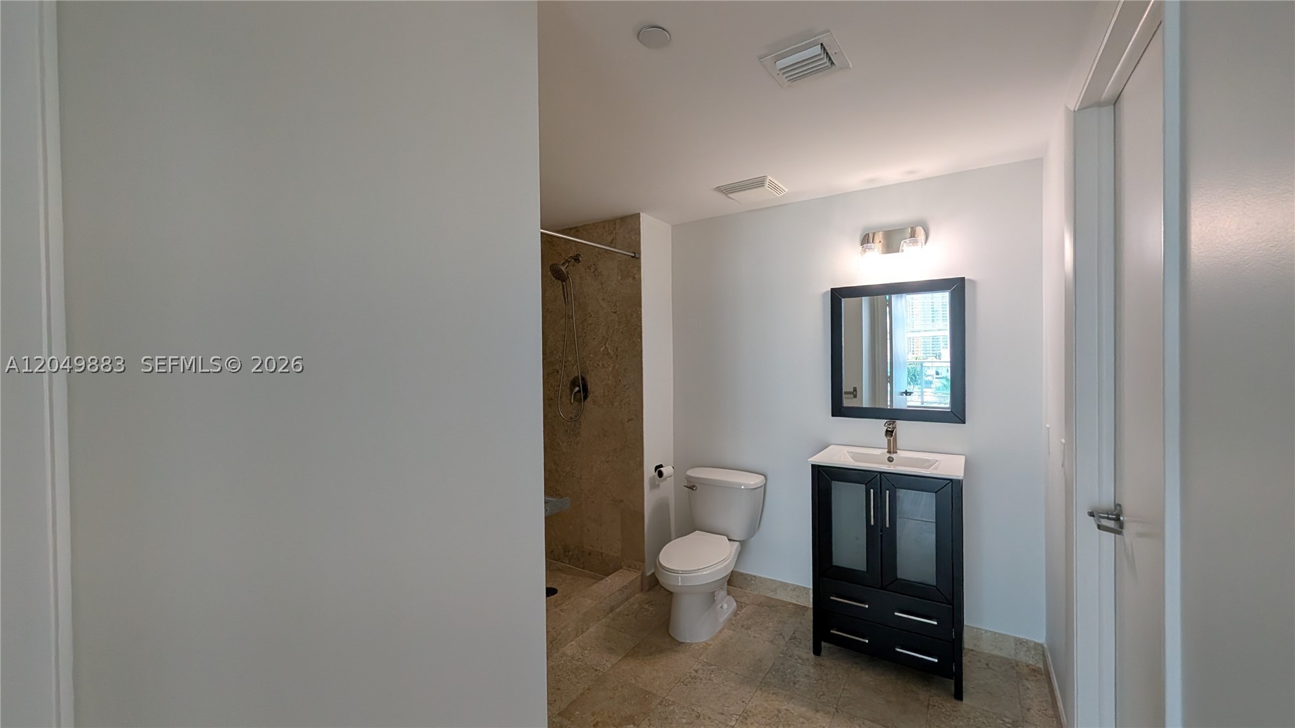 350 S Miami Ave #704, Miami FL 33130