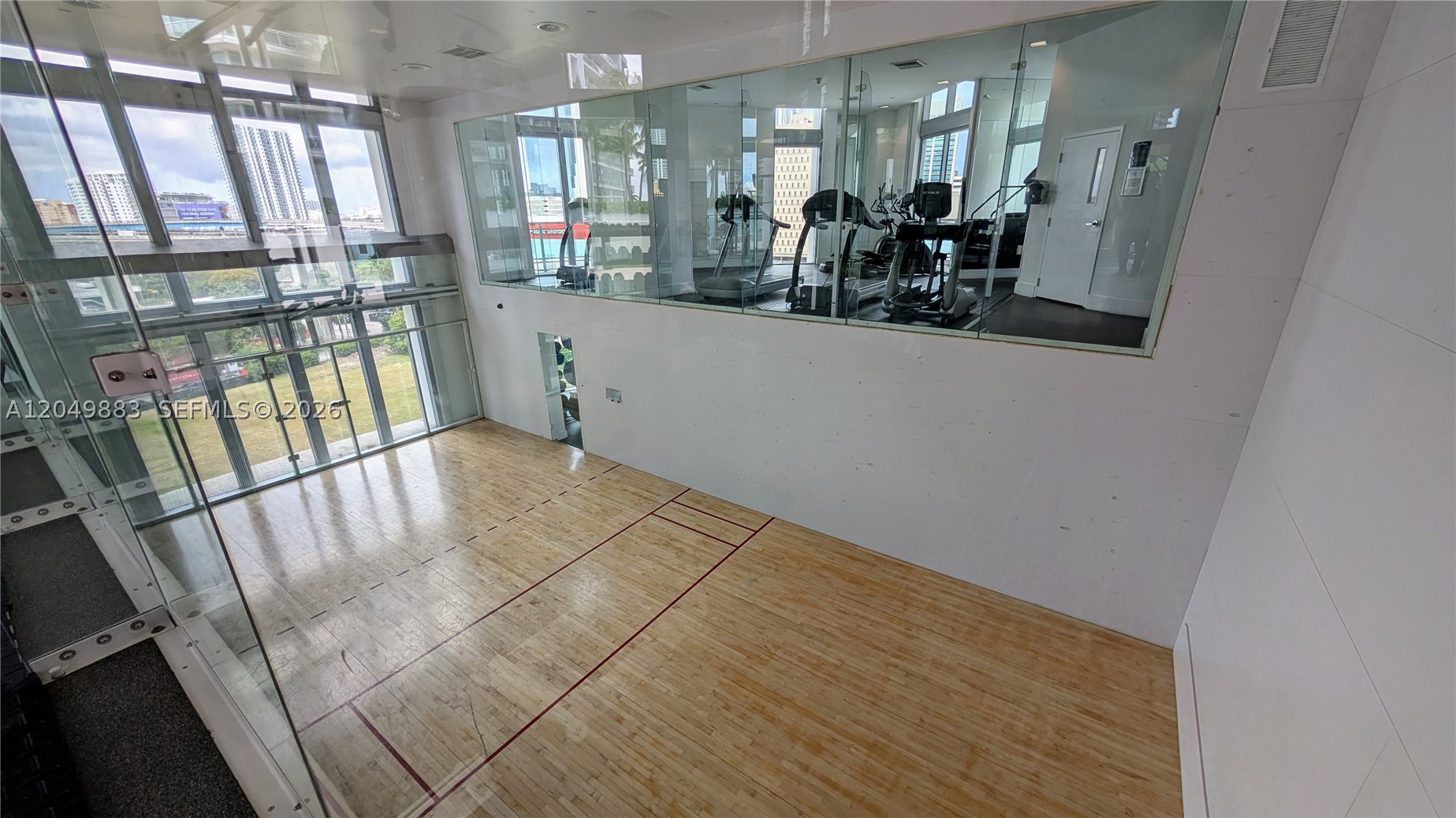 350 S Miami Ave #704, Miami FL 33130