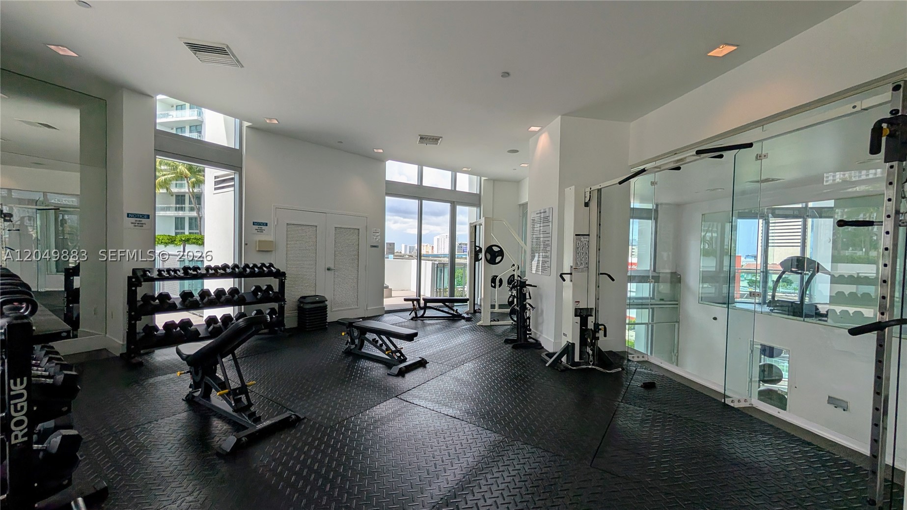 350 S Miami Ave #704, Miami FL 33130
