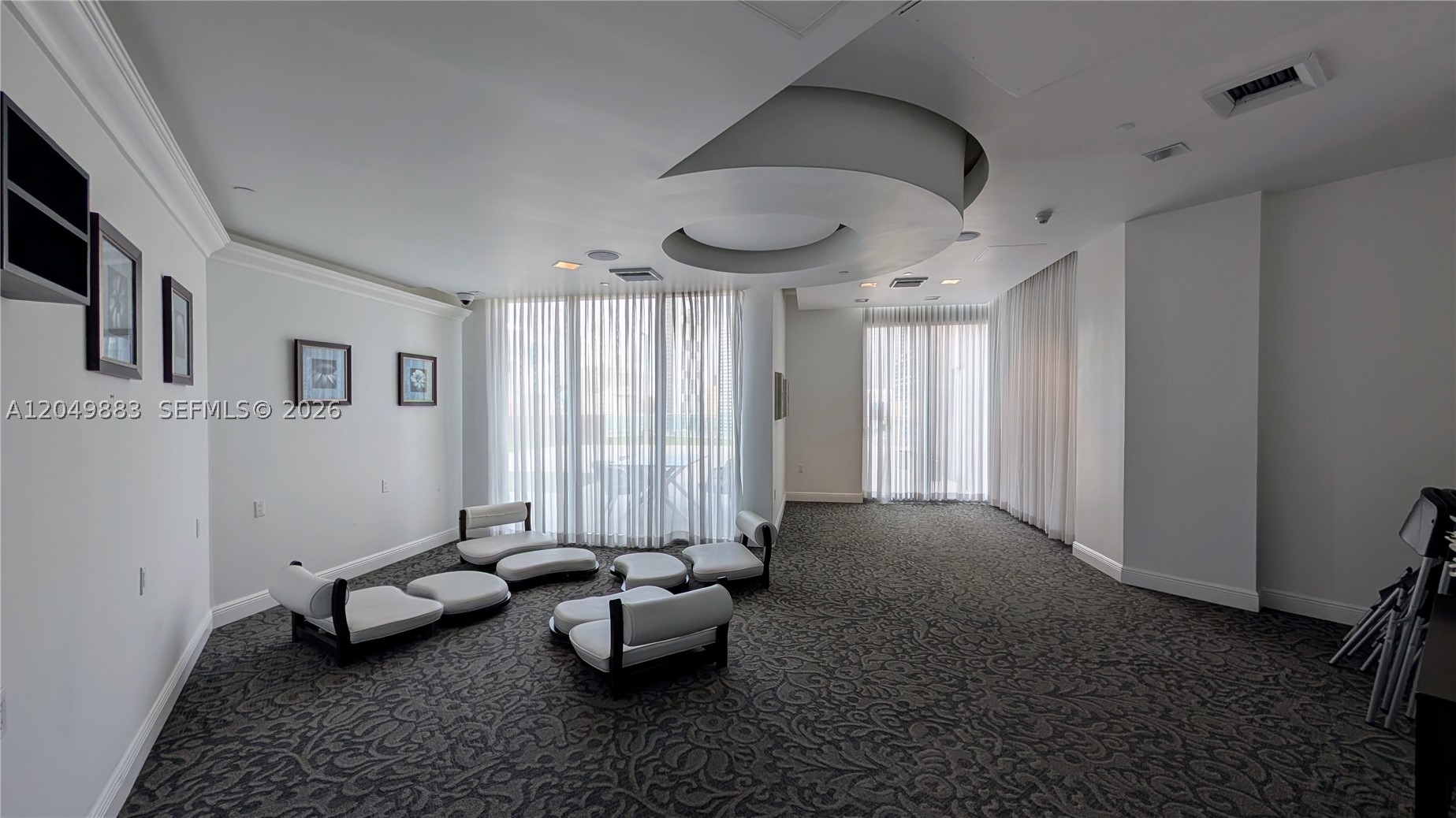 350 S Miami Ave #704, Miami FL 33130